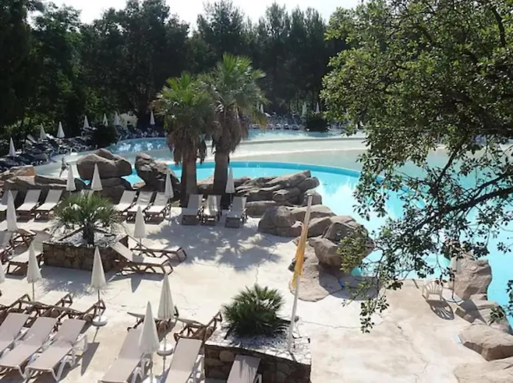 Villa De Charme 60 M2 Piscines Tennis Loisirs Inclus Residence Premiun Pierre Et Vacances Les Restanques Du Golfe De Saint Tropez Grimaud Ferienhaus