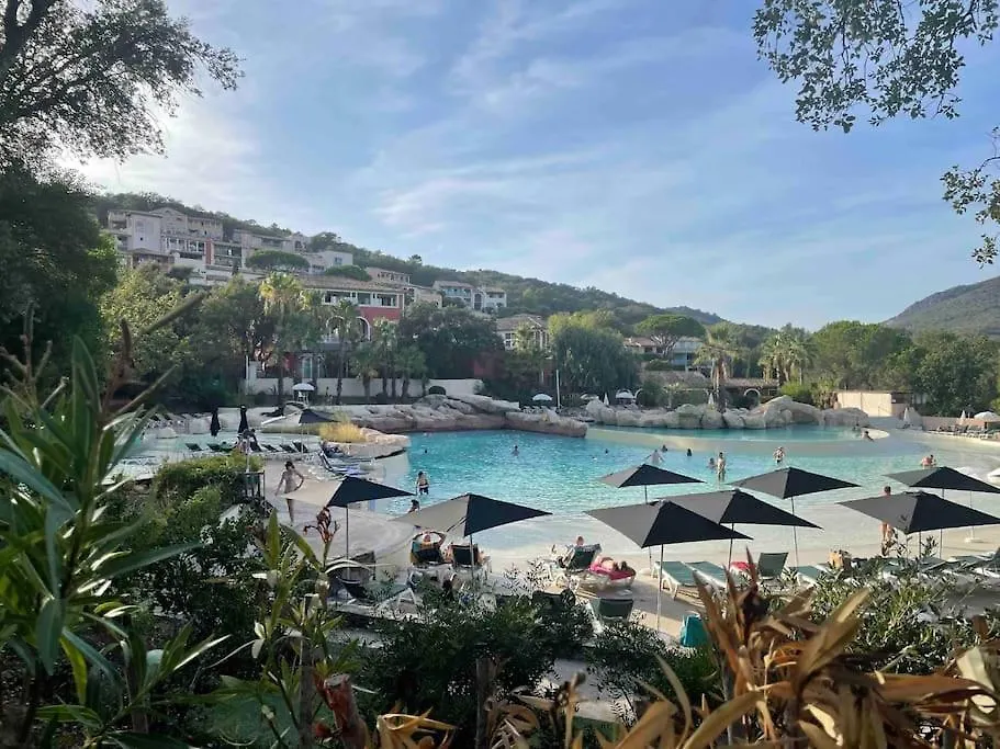 Villa De Charme 60 M2 Piscines Tennis Loisirs Inclus Residence Premiun Pierre Et Vacances Les Restanques Du Golfe De Saint Tropez Grimaud Ferienhaus